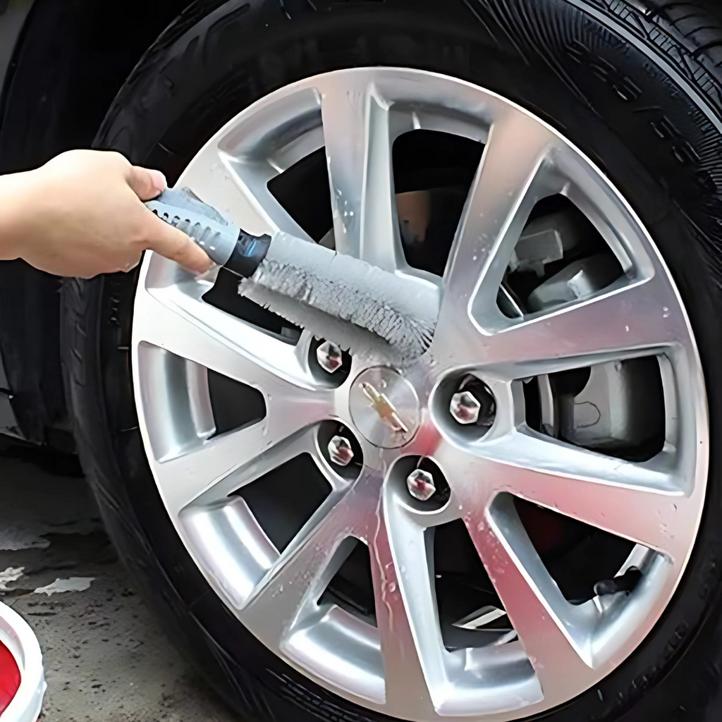Car Alloy Wheel Cleaning Brush - Durable & Easy to Use